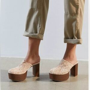 UO Ellie Calf Hair Platform Mule